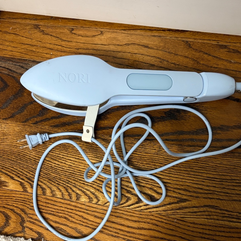 NORI light blue steamer